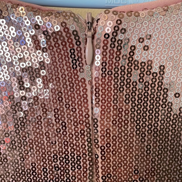 Forever 21 rose gold sequin dress, size small - Picture 4 of 6